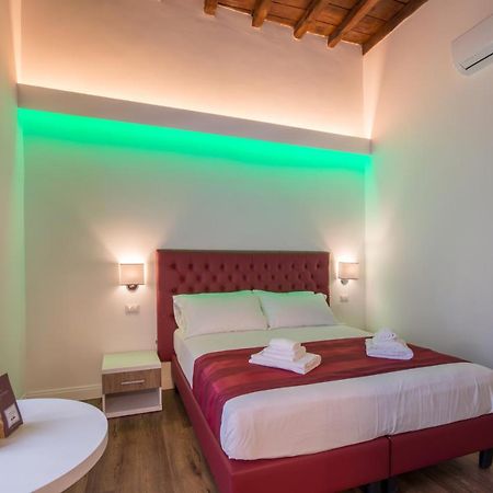 Отель Magenta Luxury Argentina Рим Экстерьер фото