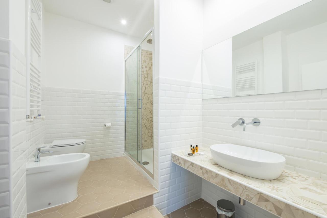 Отель Magenta Luxury Argentina Рим Экстерьер фото
